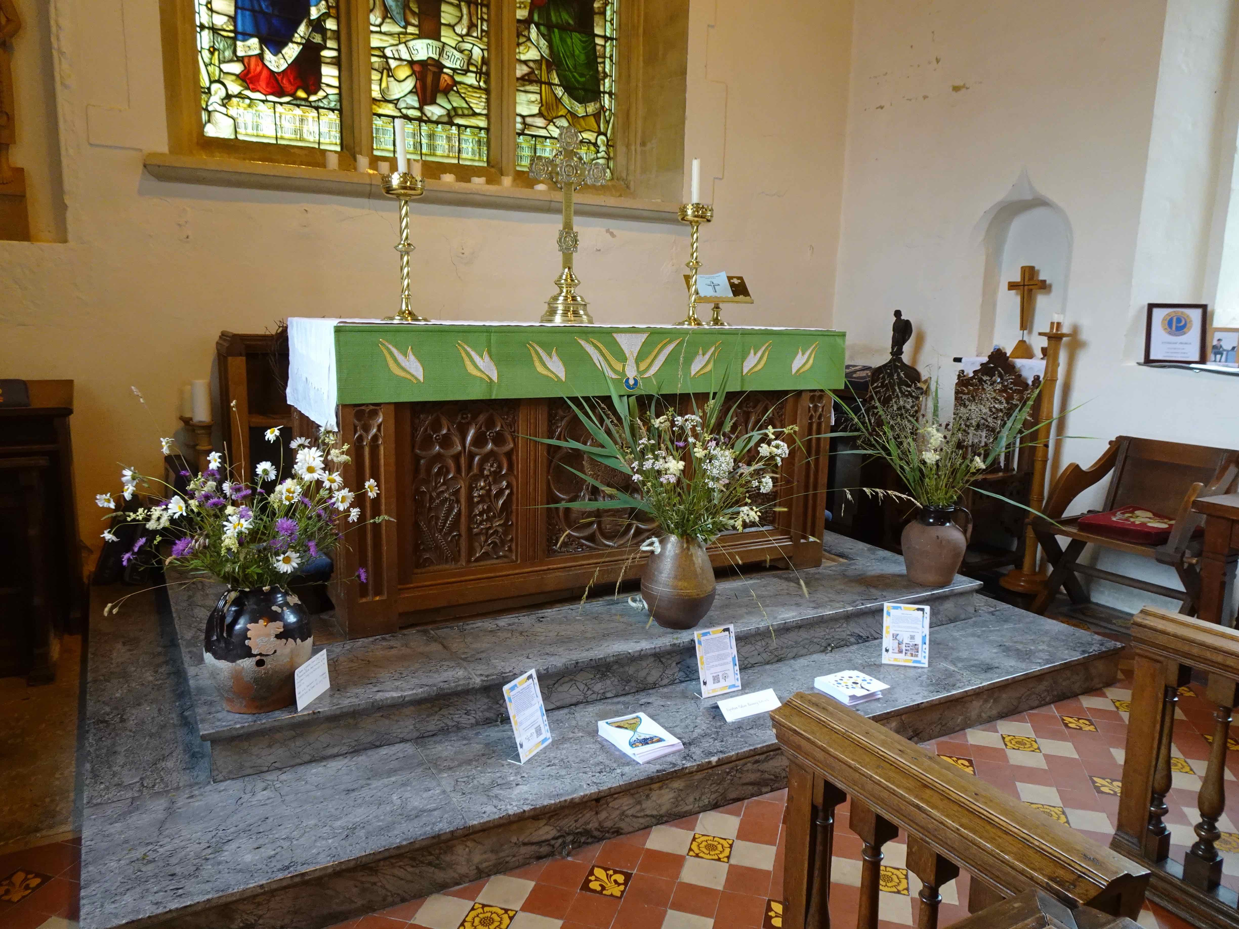 flower_fest_altar